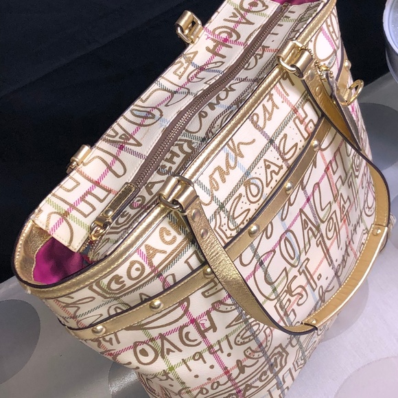 Authentic Coach Leather Poppy Graffiti XL … - Picture 2 of 7